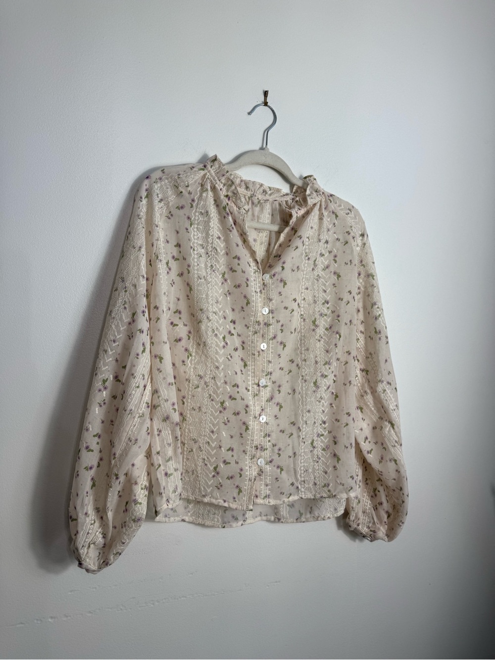 Sheer Ruffled Collar Floral Blouse - Cream
